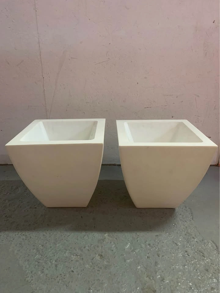 Set of white square fiberglass planters - wedding decor - photo 2