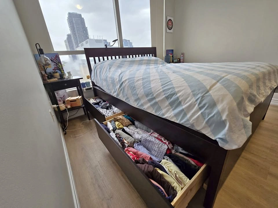 IKEA IDANÄS Queen Bed Frame with 4 Storage Drawers