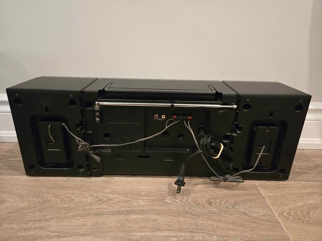 Vintage Panasonic RX-CT830 Boombox – Dual Cassette & AM/FM - photo 2