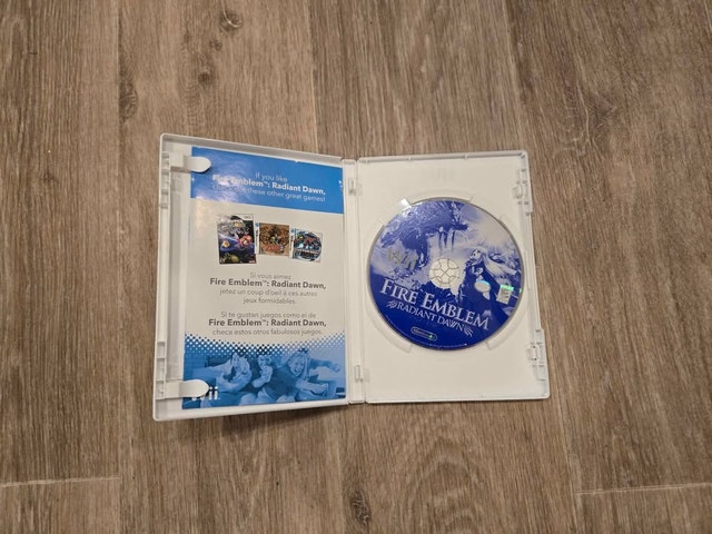 Fire Emblem: Radiant Dawn (Nintendo Wii) - photo 3