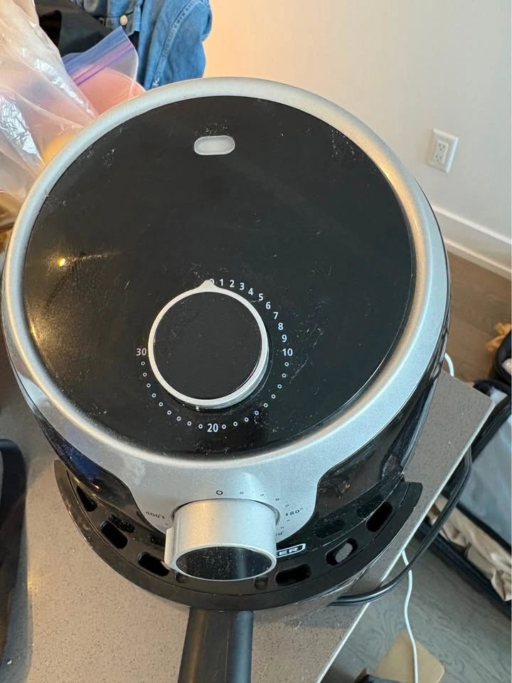 Black+Decker 2QT Compact Air Fryer - photo 4