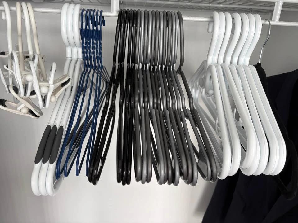 Assorted Hangers (33 count) - photo 2