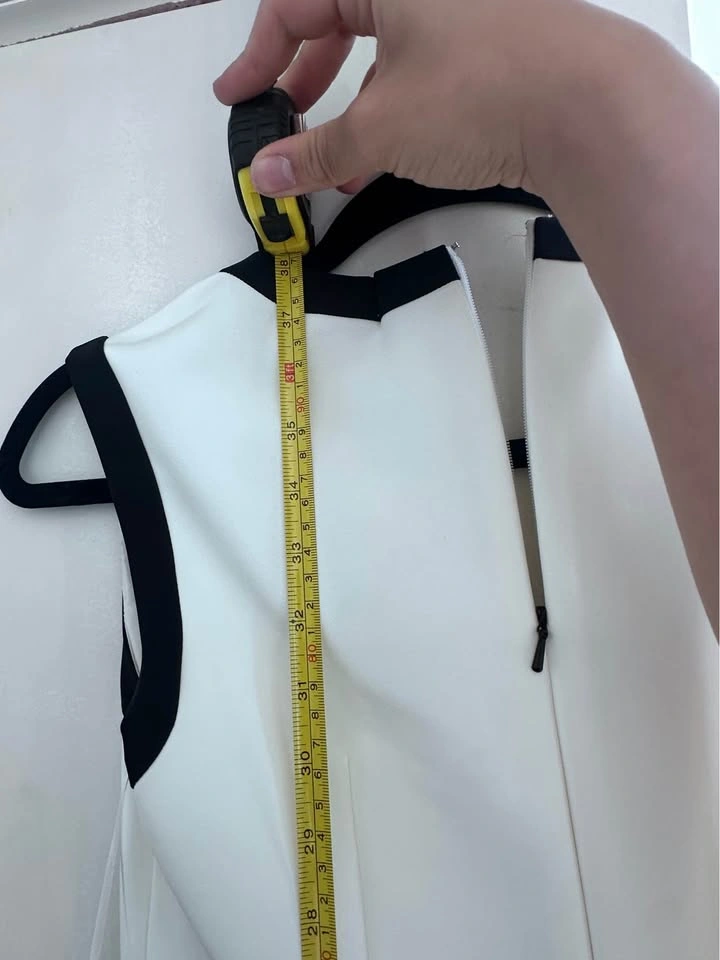 Formal White Dress, fits S/M - photo 4