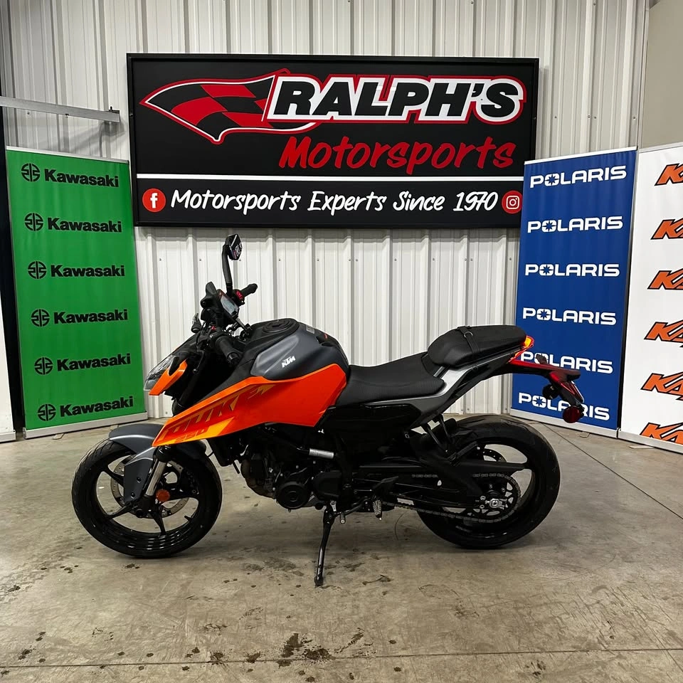 2024 KTM Duke - photo 4