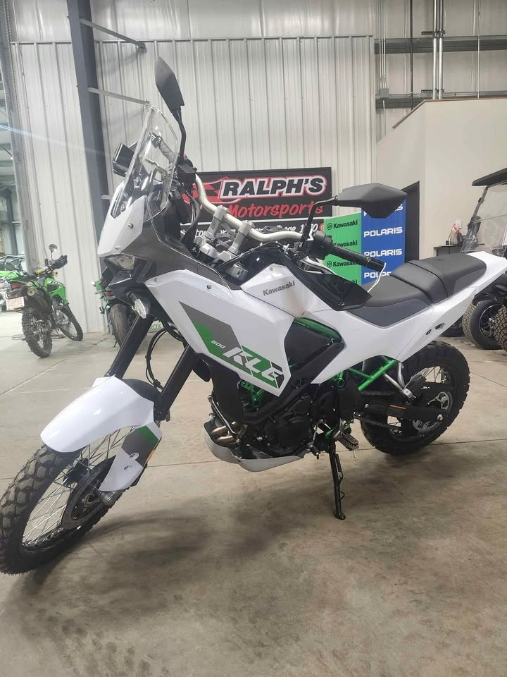 2026 Kawasaki KL - photo 2
