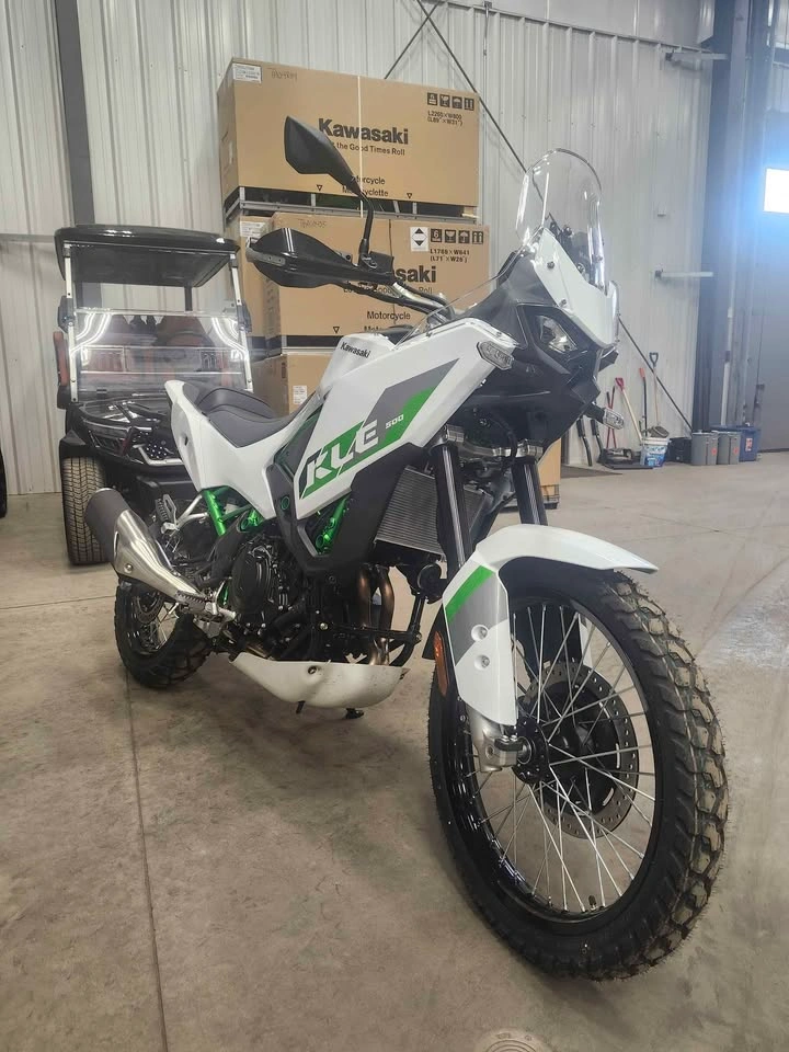 2026 Kawasaki KL - photo 4