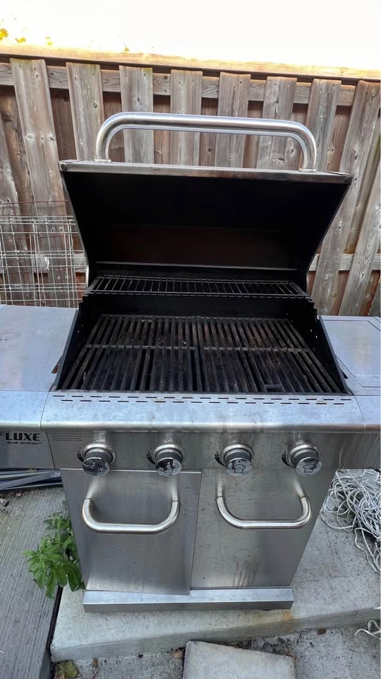 Nexgrill 4-Burner Propane BBQ Grill - photo 2