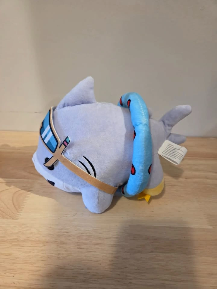 Jeff the Land Shark Plush - photo 3