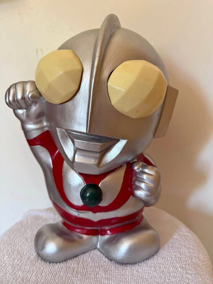 Vintage Ultraman Coin Bank