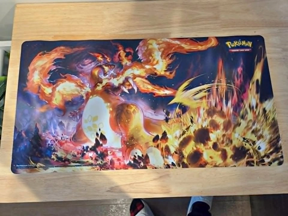 Gigantamax Charizard Playmat