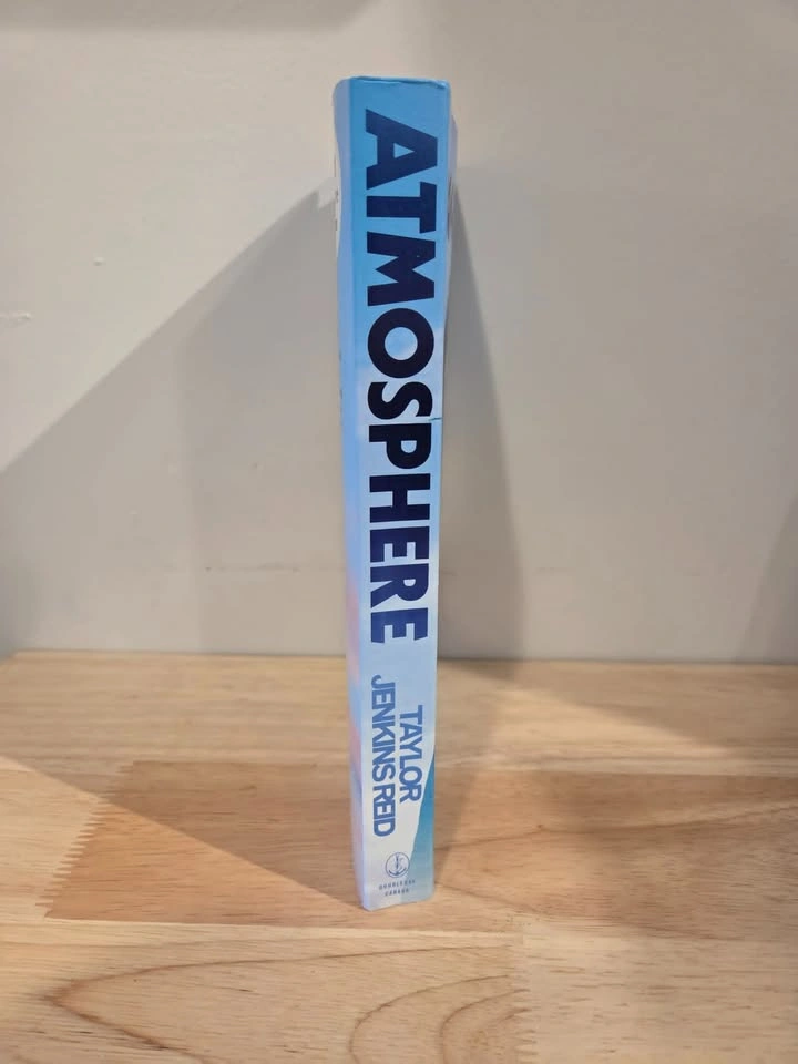 Atmosphere: A Love Story - photo 3