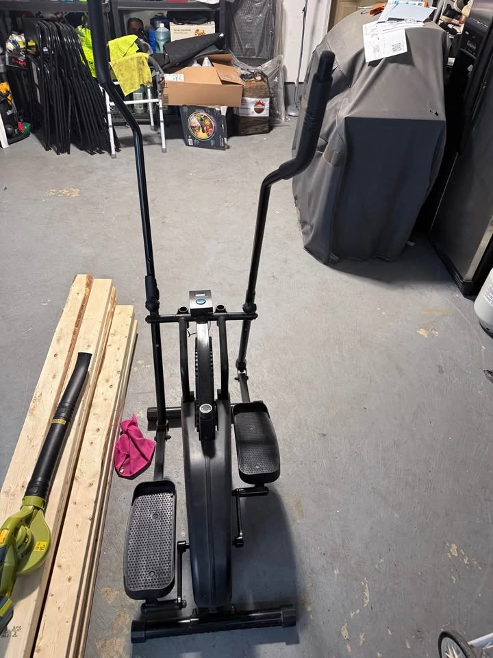 Elliptical - photo 3