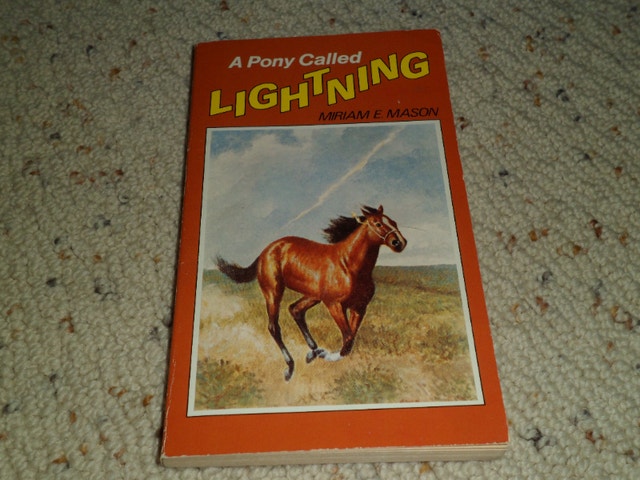 A Pony called Lightning paperback book by Miriam E. Mason 1976