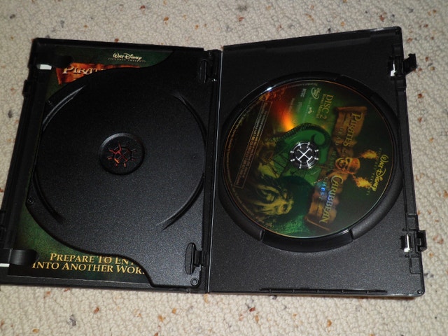 Pirates of the Caribbean Dead Man's Chest 2-disc DVD - photo 3