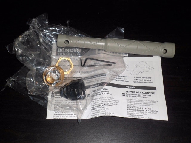 Genuine Moen 840014 Cartridge and Cartridge Nut Kit NEW!