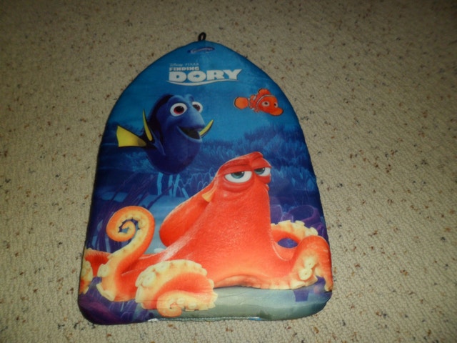 SwimWays Disney Finding Dora flutter board Kickboard Trainer