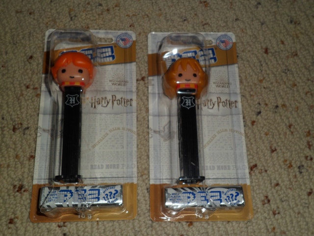 Lot of 2 Harry Potter Pez dispensers and candy Hermione Ron Weas