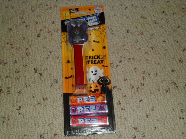 Lot of 3 Trick Or treat Halloween Pez dispenser & Candy NEW - photo 4