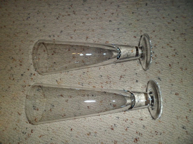 Qty 2 beer glasses 9" high - NEW - photo 2