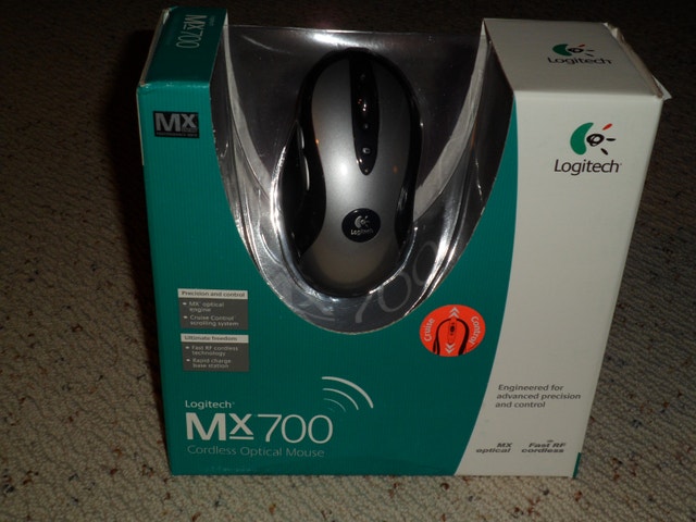 VINTAGE BRAND NEW SEALED!! Logitech MX700 Cordless Mouse - photo 2