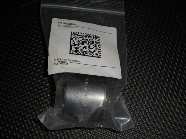 AM183086M1 Spindle Bushing for Massey Ferguson Tractors