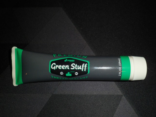 2 Oz Tube Green Stuff Pipe Thread Sealant NEW!