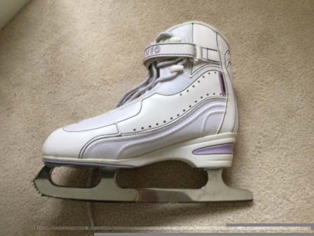 Ice skates: Cameo (size 7) - photo 4