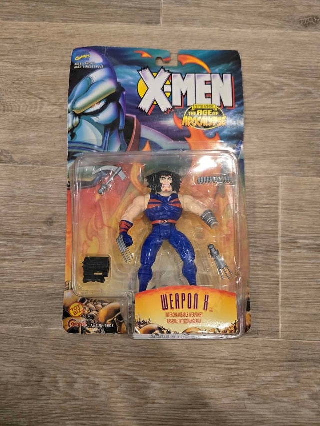 X-MEN Toy Biz Weapon X (Age of Apocalypse) Action Figure