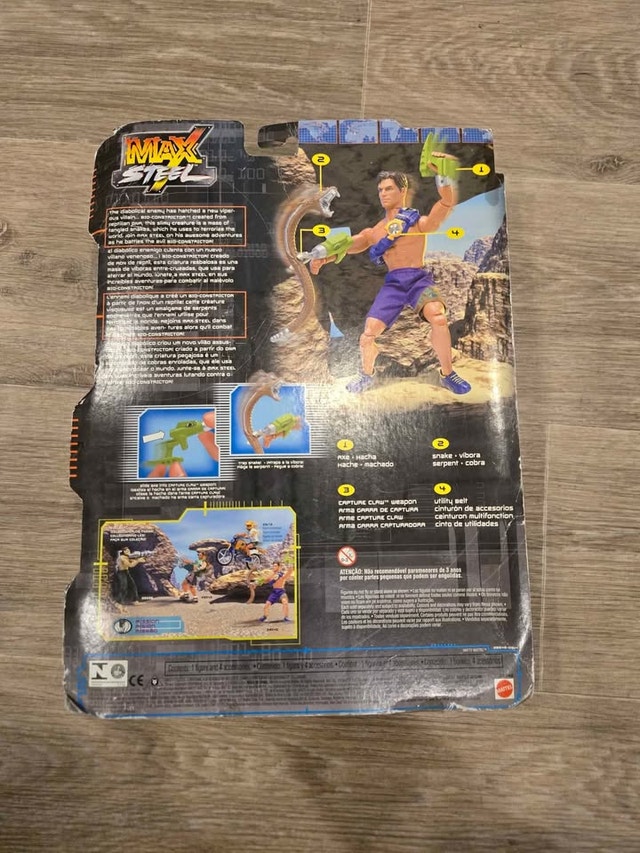 MAX STEEL VINTAGE COLLECTIBLE Cobra Master Action Figure Sealed - photo 2