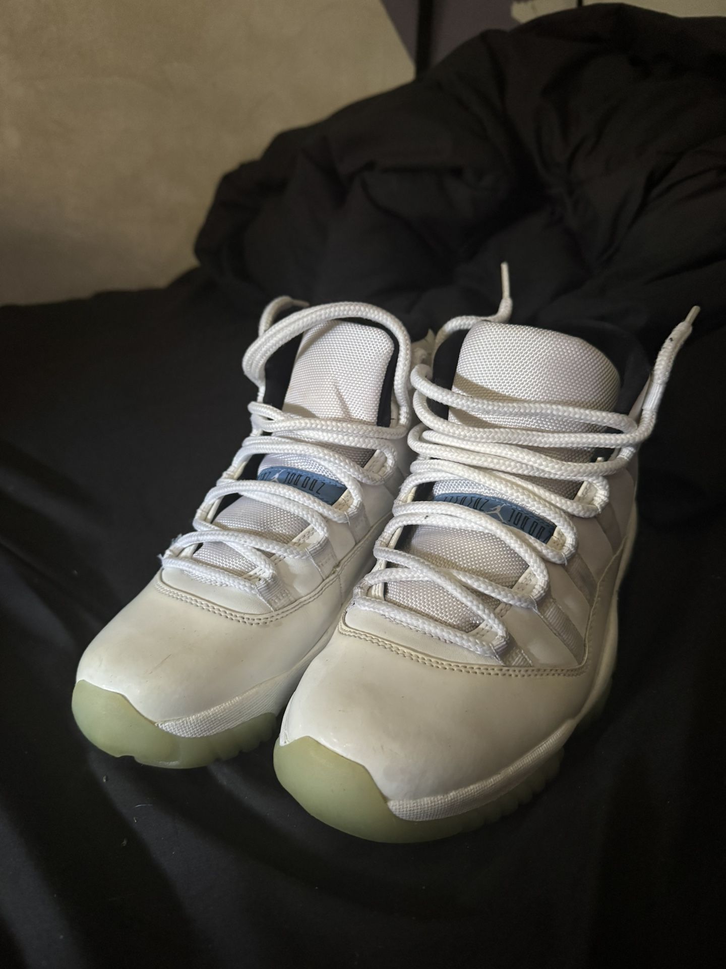 Jordan 11 Columbia Blue Legend Blue Size 8.5