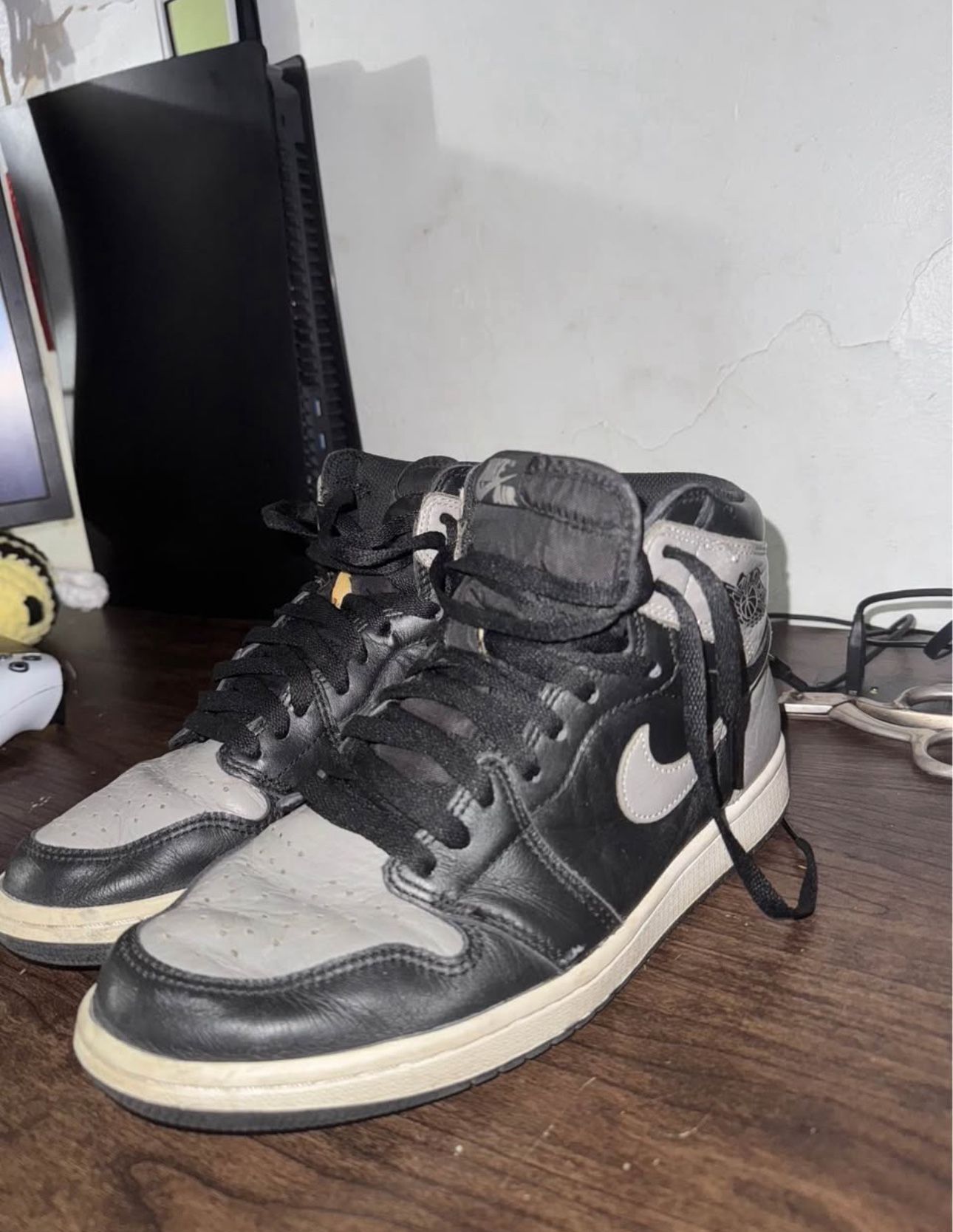 Air Jordan 1 High Shadow Size 8.5