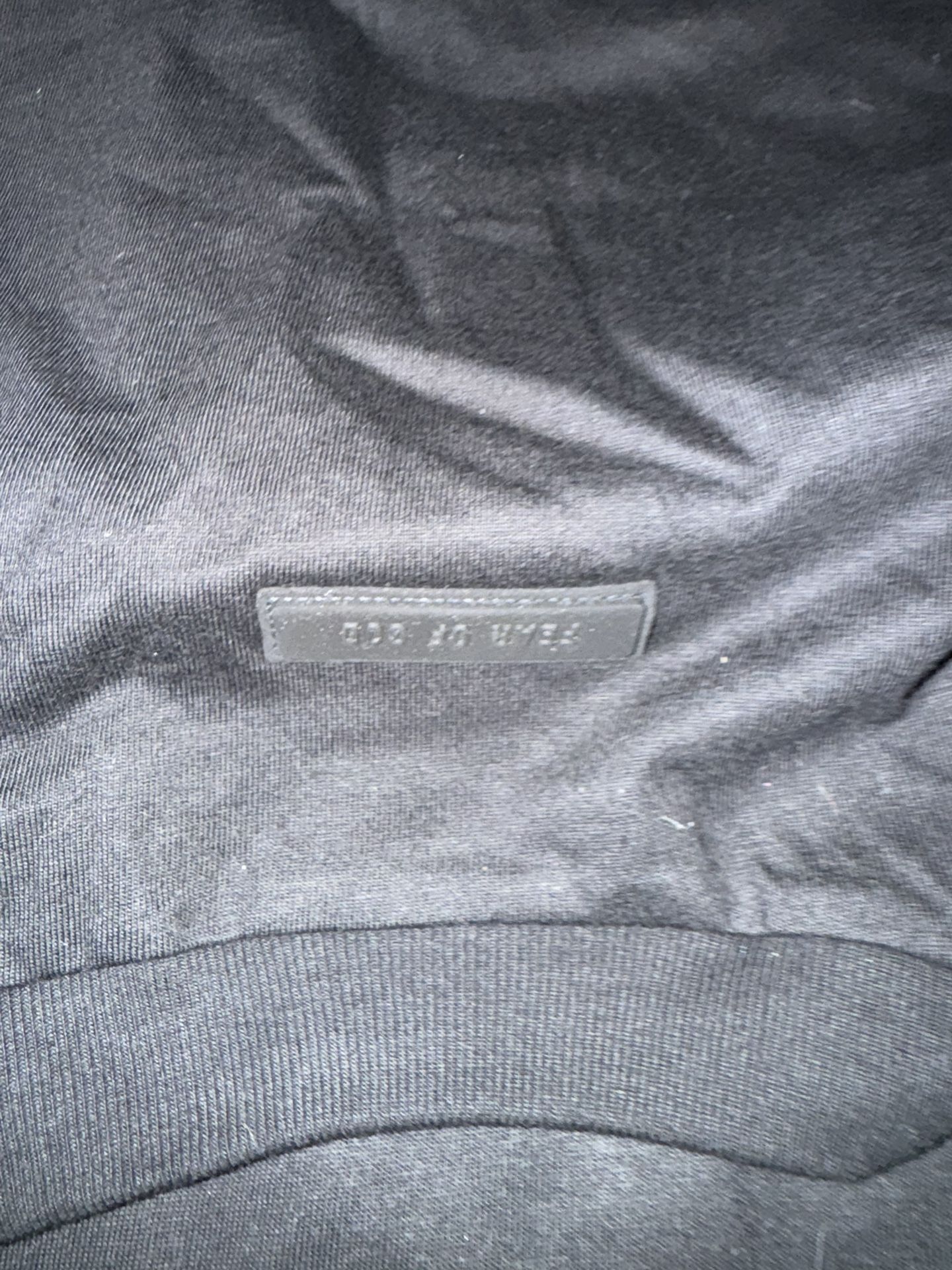 Black Essentials Shirt Small Logo Medium - photo 2