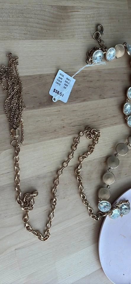 New Crystal Gold Chain Belt – Never Worn, Original Tag On - photo 3