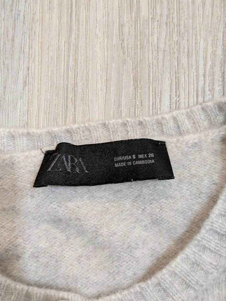 Zara Grey 100% Wool Button Up Cardigan - Size Small - photo 3