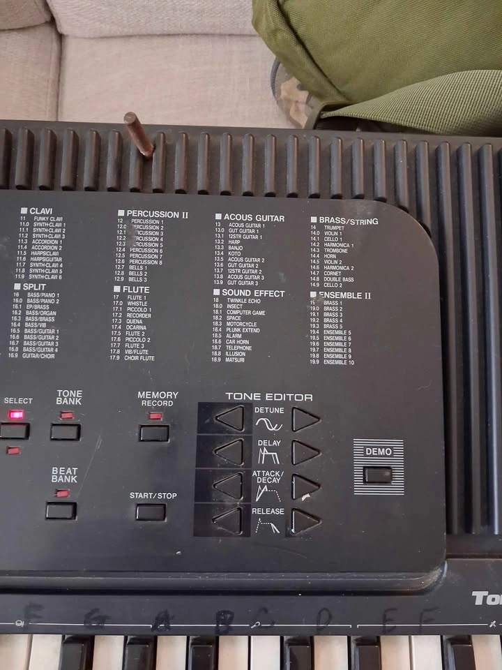Casio Keyboard - photo 3