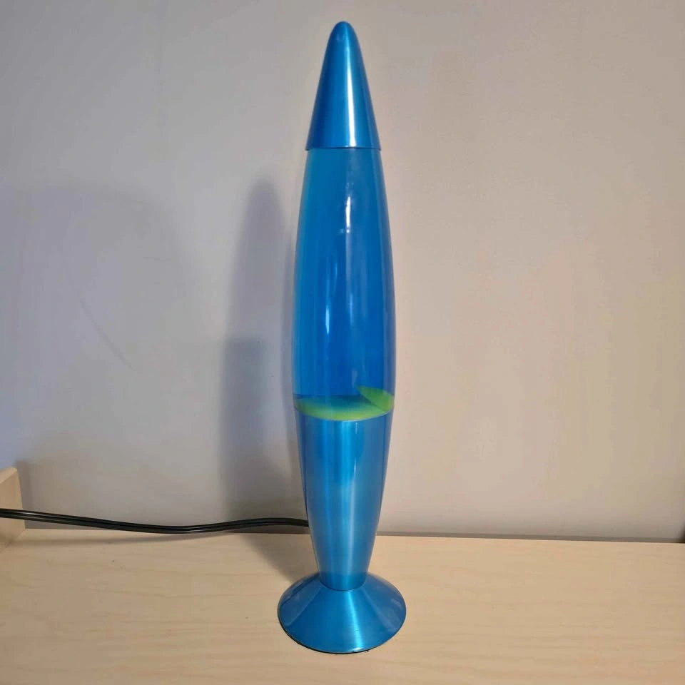 Beautiful Jambo 16-Inch Lava Lamp