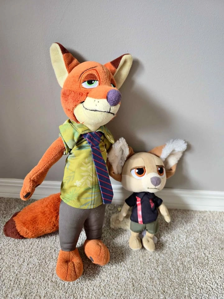 Disney Zootopia Nick Wilde and Finnick Plush Toys