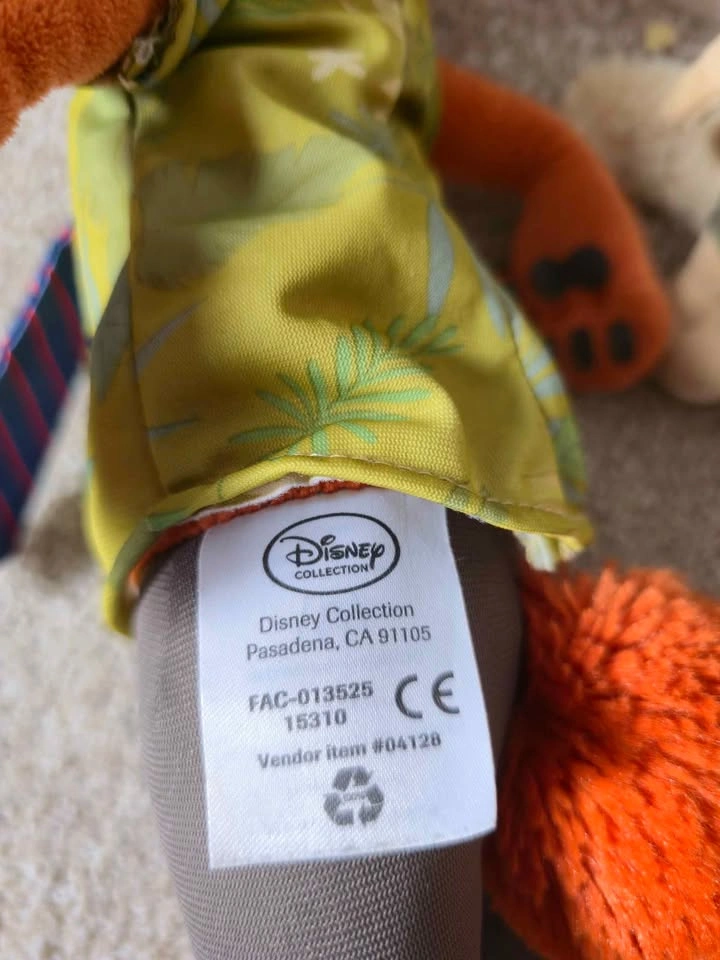 Disney Zootopia Nick Wilde and Finnick Plush Toys - photo 4