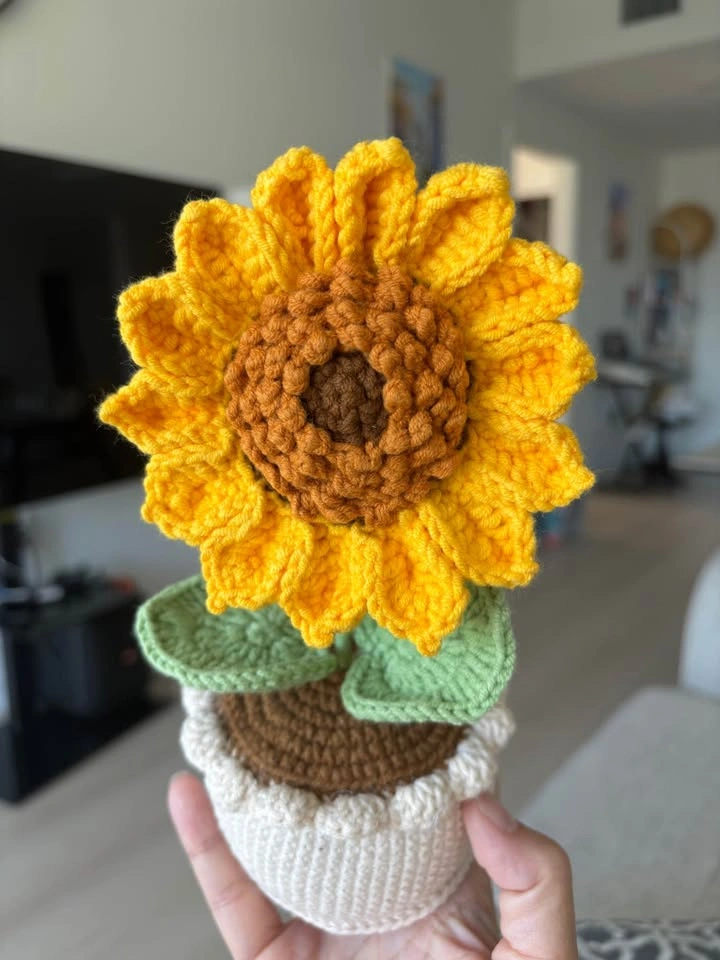 Handmade Crochet Sunflower Pot – Perfect Gift! - photo 3