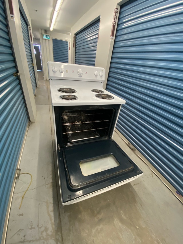 MOFFAT ELECTRIC COIL STOVE - photo 4