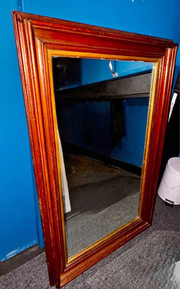 Hang up Wooden Mirror