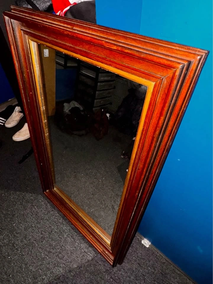 Hang up Wooden Mirror - photo 3