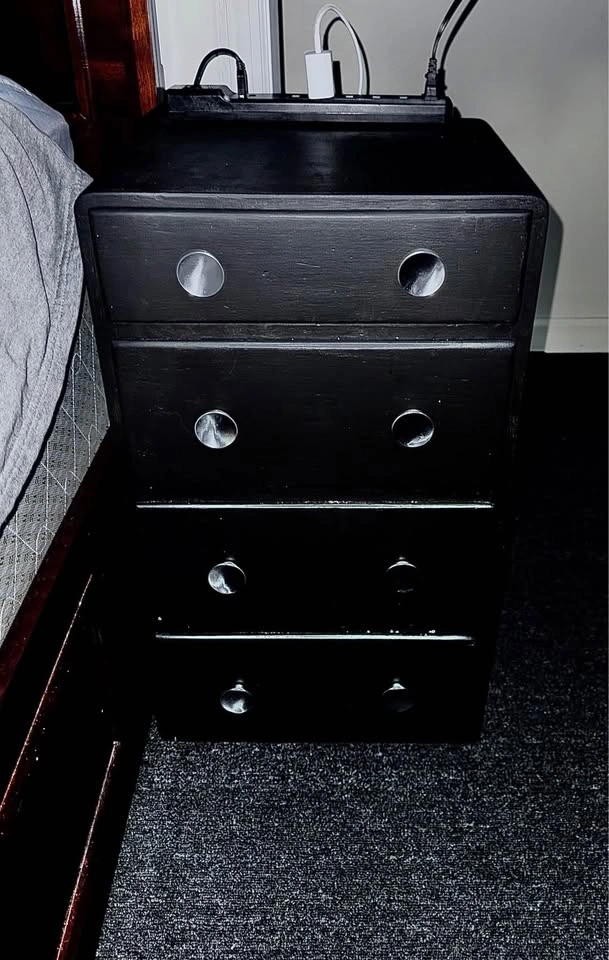 Night Stand - photo 4