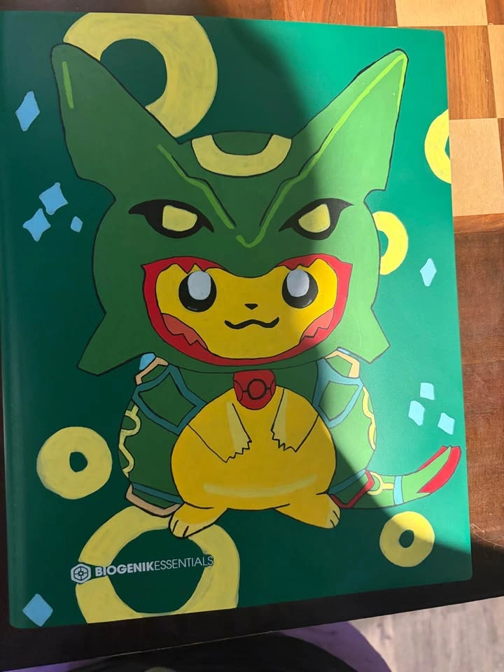 Pikachu Poncho: Rayquaza 9 Pocket Hand Painted Binder - photo 4
