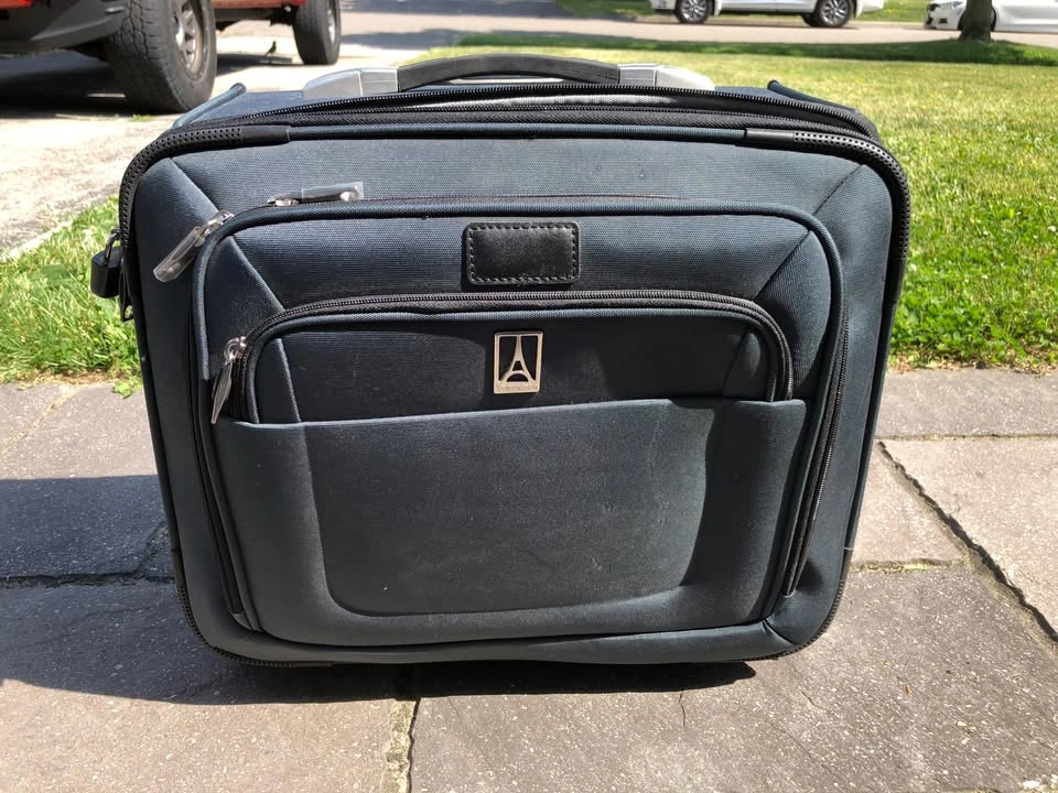 Small Rolling Carry-On Luggage / Travel Bag – 16” x 15” - photo 2