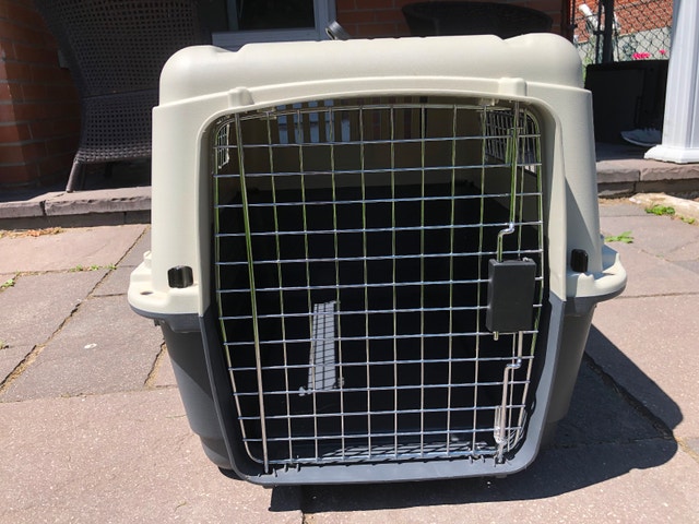 Hard-Sided Dog Crate / Pet Carrier / Travel Kennel - photo 3