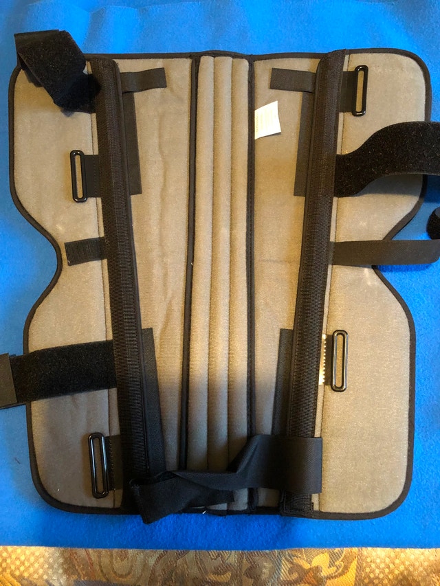 Soft Leg Brace / Knee Immobilizer