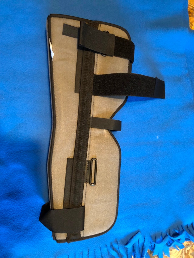 Soft Leg Brace / Knee Immobilizer - photo 2