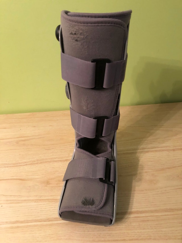 Pneumatic Air Pump Walking Boot - photo 4