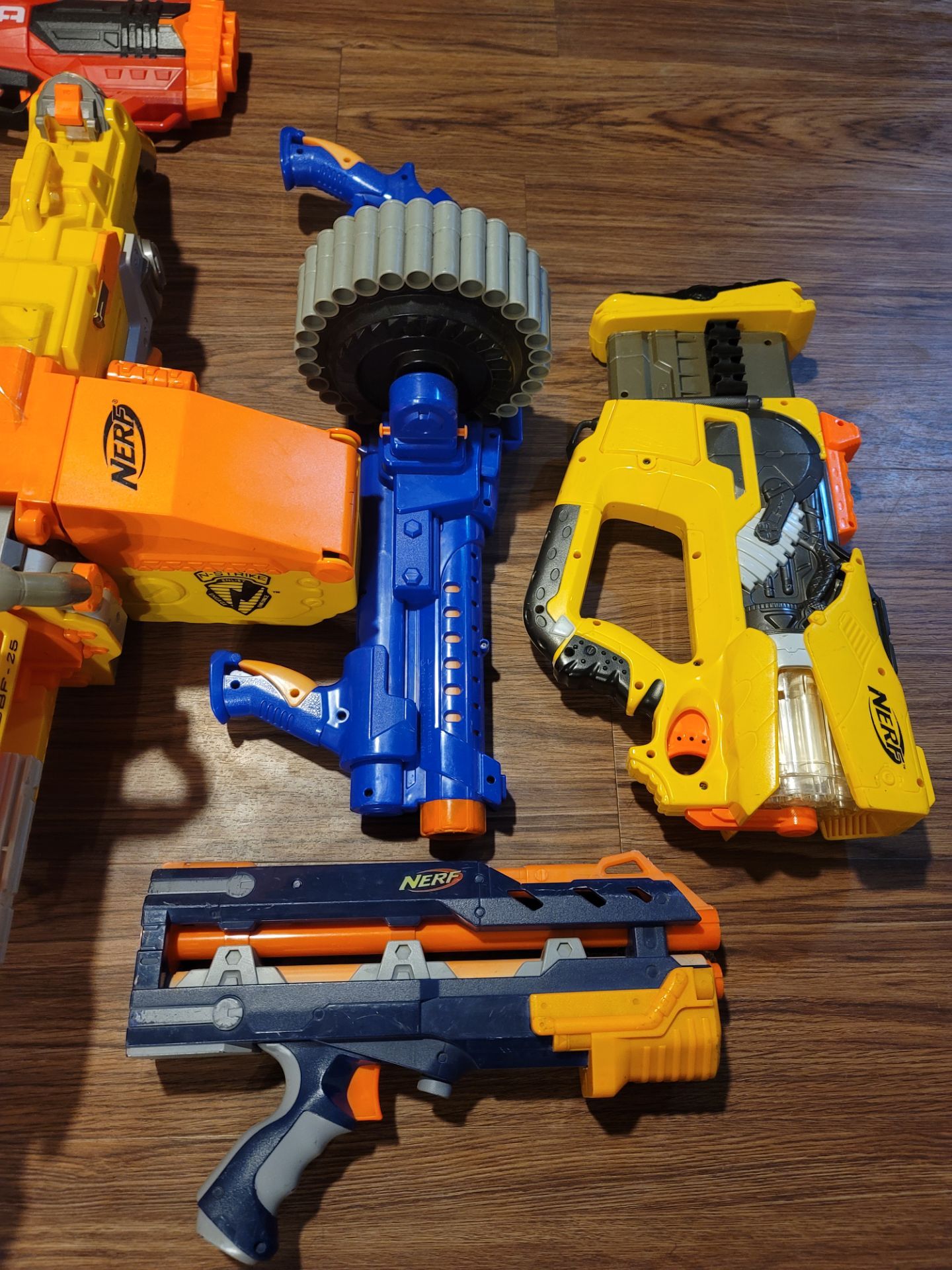 Nerf Gun Lot of 7 including battery operated machine Gun - photo 2